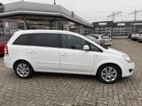 Opel Zafira 1.7 CDTI ecoFLEX Family 7 SITZER,ALLWETTE - Opel Zafira mit Diesel-Antrieb: 1.7