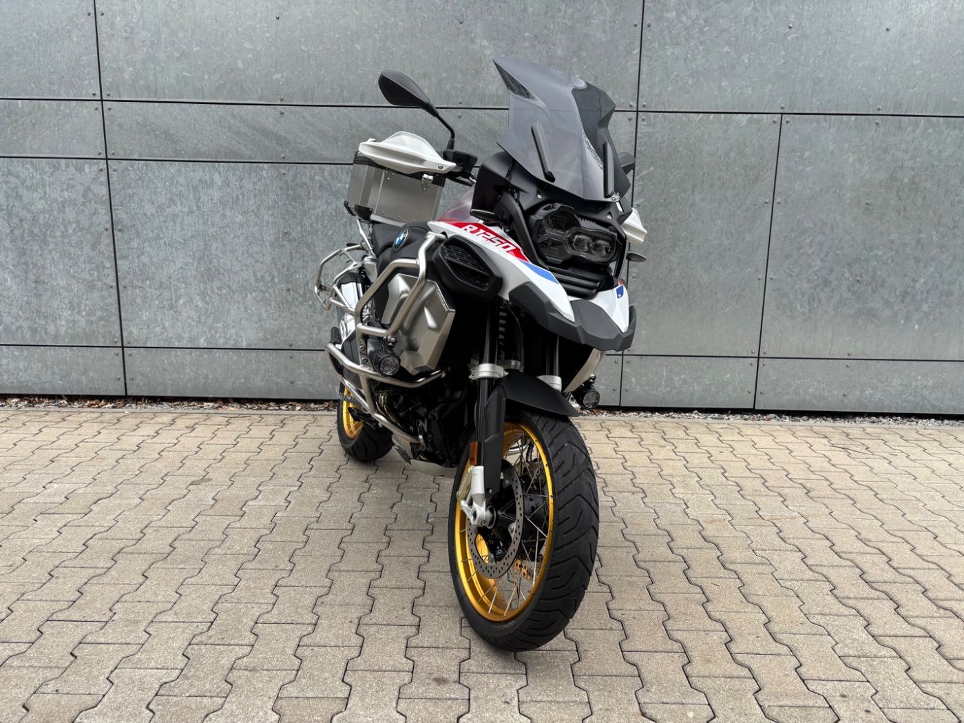 Fahrzeugabbildung BMW R 1250 GS Adventure Rallye 5 Pakete DWA, Oil Inl