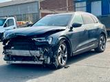 Audi e-tron 50 quattro advanced ~S-LINE~ - Audi e-tron Unfallwagen