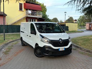 Renault Trafic - 1
