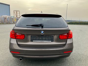 BMW 318 - 8