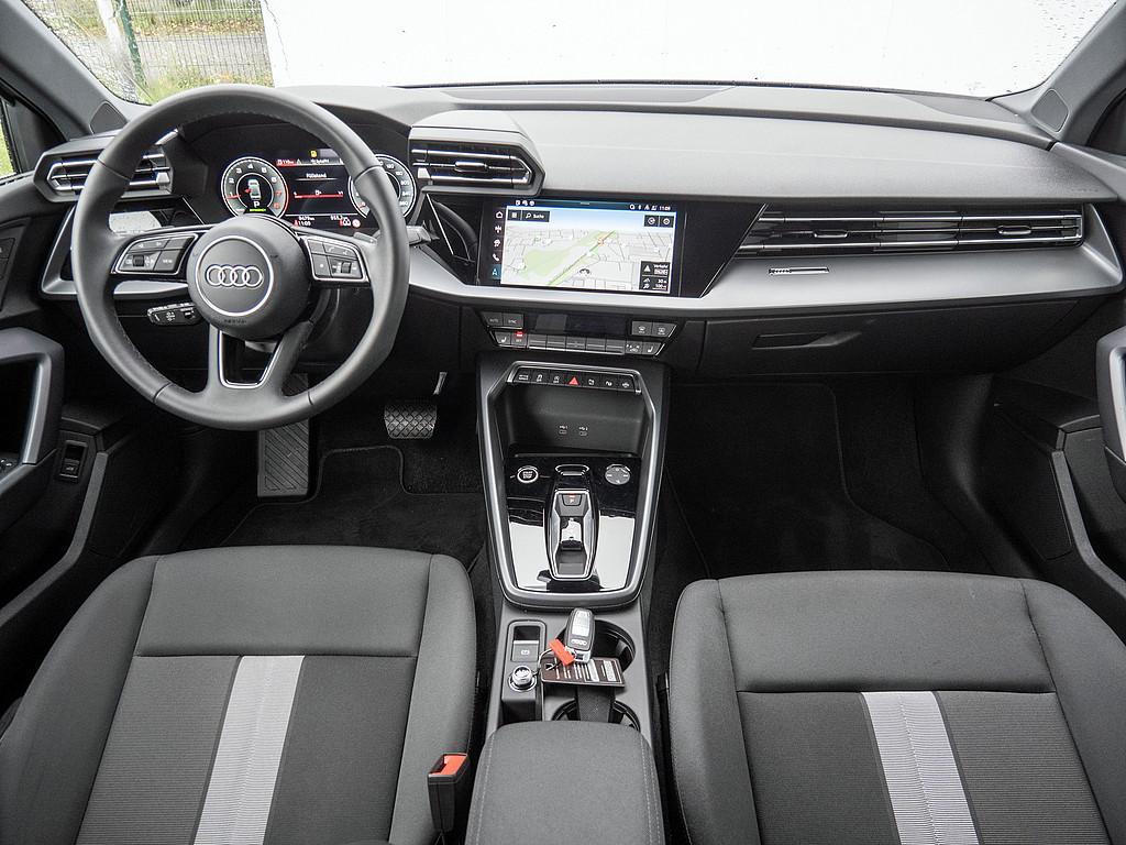 Audi A3 Limousine 30 TFSI PDC SHZ KAMERA NAVI AHK ACC, миниатюра 7