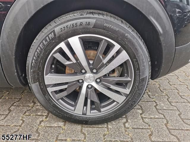 Fahrzeugabbildung Peugeot 3008 1.6 Hybrid 225 (Plug-In), Allure
