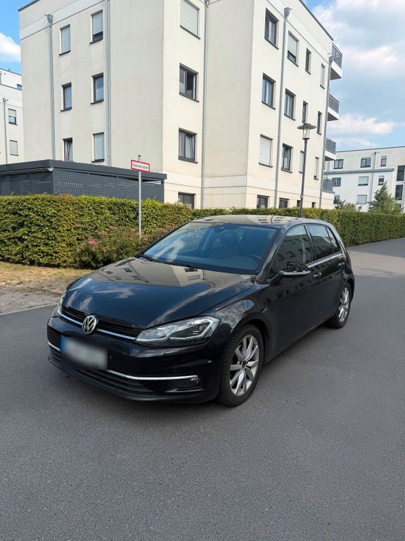 Image of Volkswagen Golf