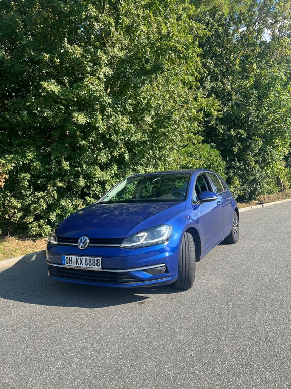 Image of Volkswagen Golf