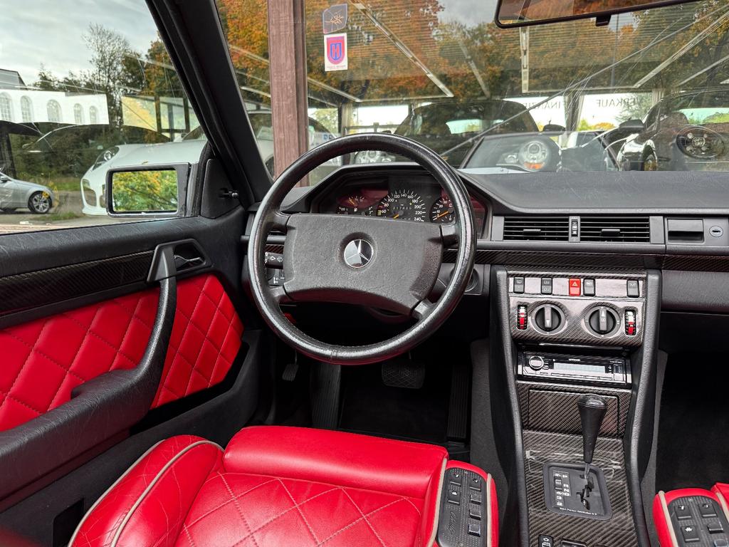 Mercedes-Benz CE 300