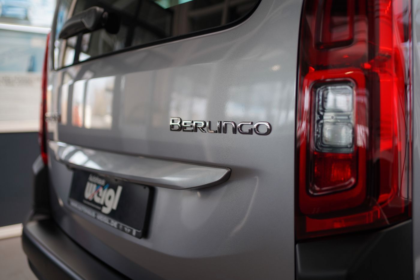 Fahrzeugabbildung Citroën Berlingo XL BlueHDi 130 Max Winter Paket Navi DA