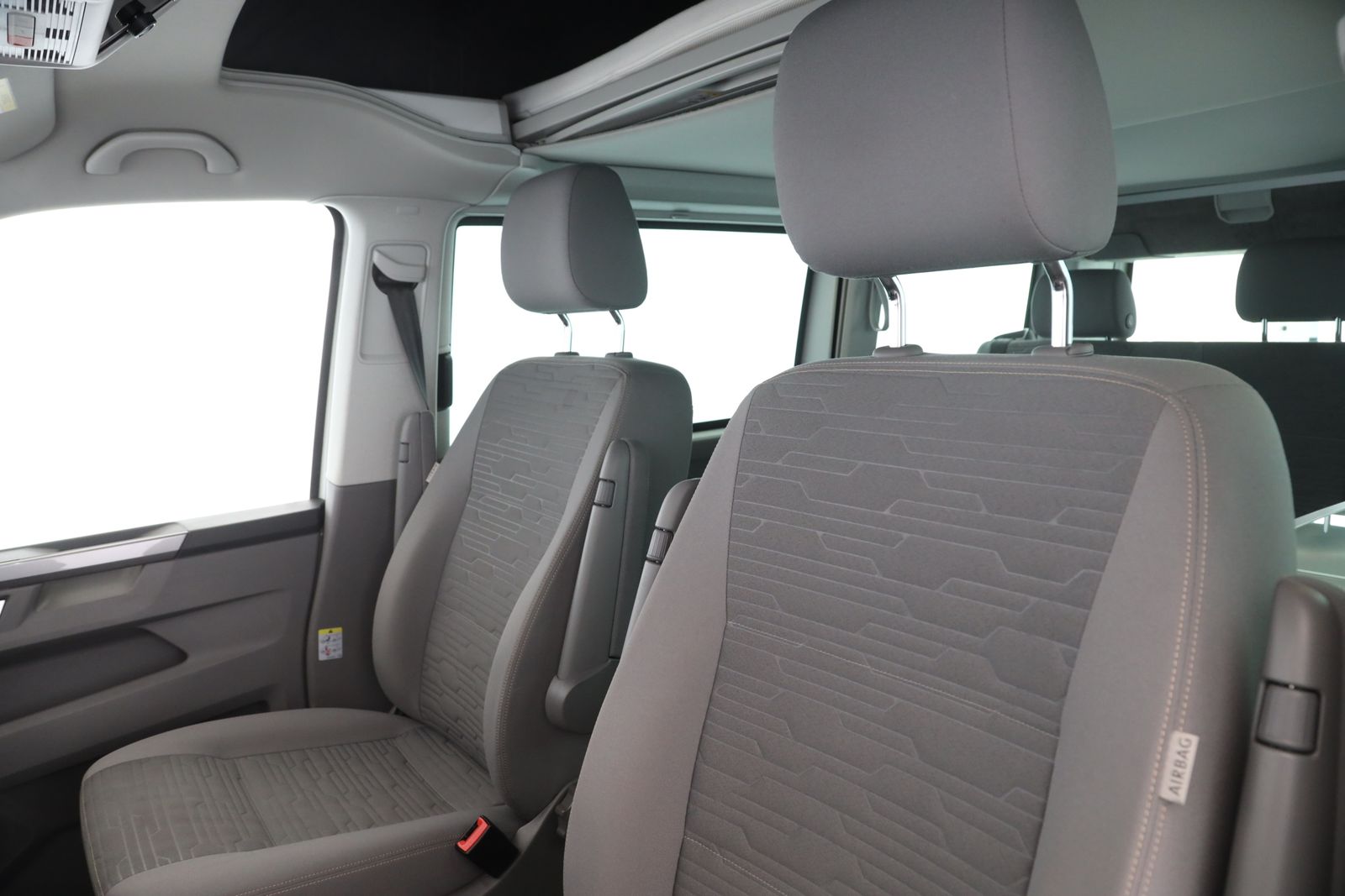 Volkswagen T6 California - Bild 12