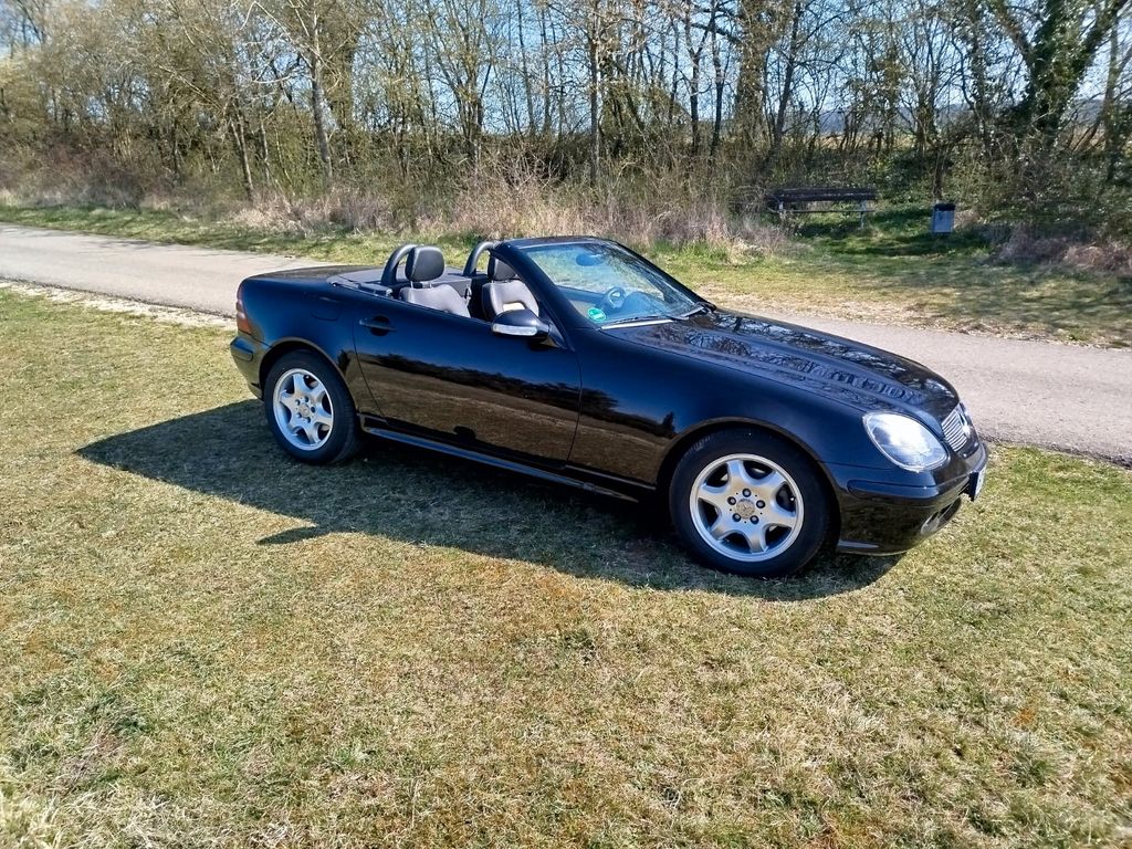 Mercedes-Benz SLK 200