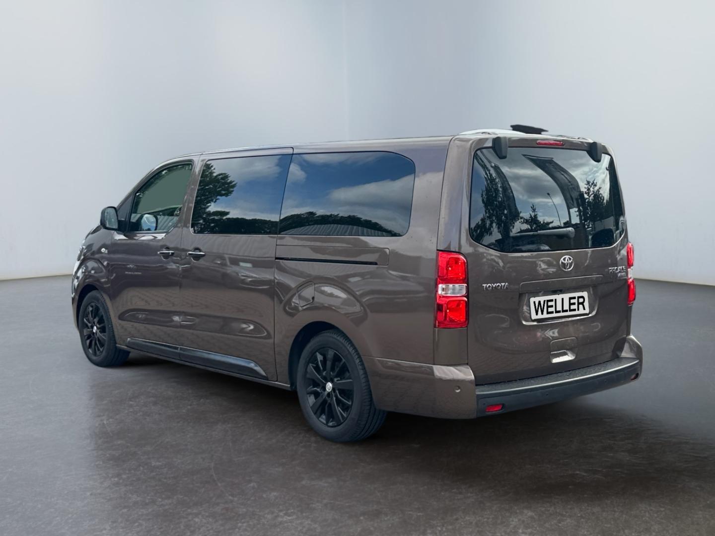 Toyota Proace Verso L2 Executive 7-Sitzer *Pano*SHZ*HUD