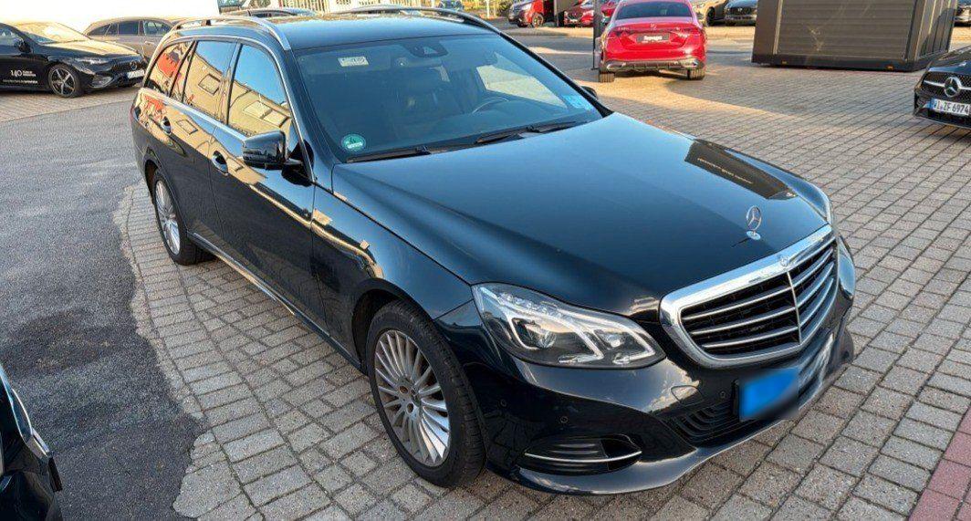 Mercedes-Benz E 200