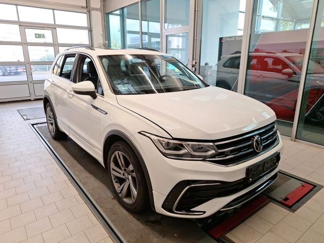 Volkswagen Tiguan R-Line/DSG/VIRTUELL/PANO/LED/AMBI/CAM/ACC