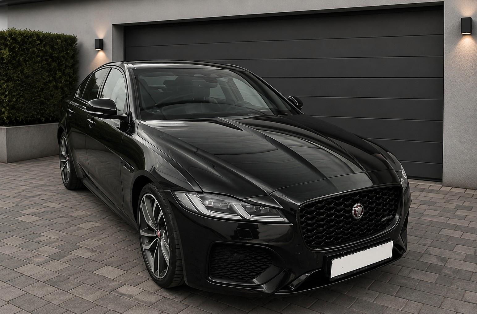 Jaguar XF R-Dynamic HSE AWD/Kam./HUD/Pano/650Watt/Merid