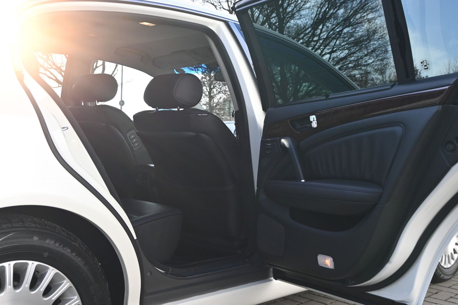Nissan President (PGF50) – Bild 20