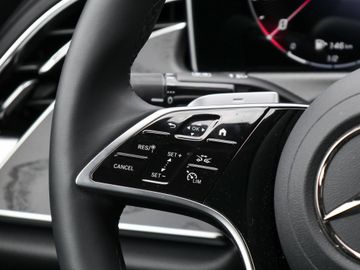 Mercedes E 200 - 9