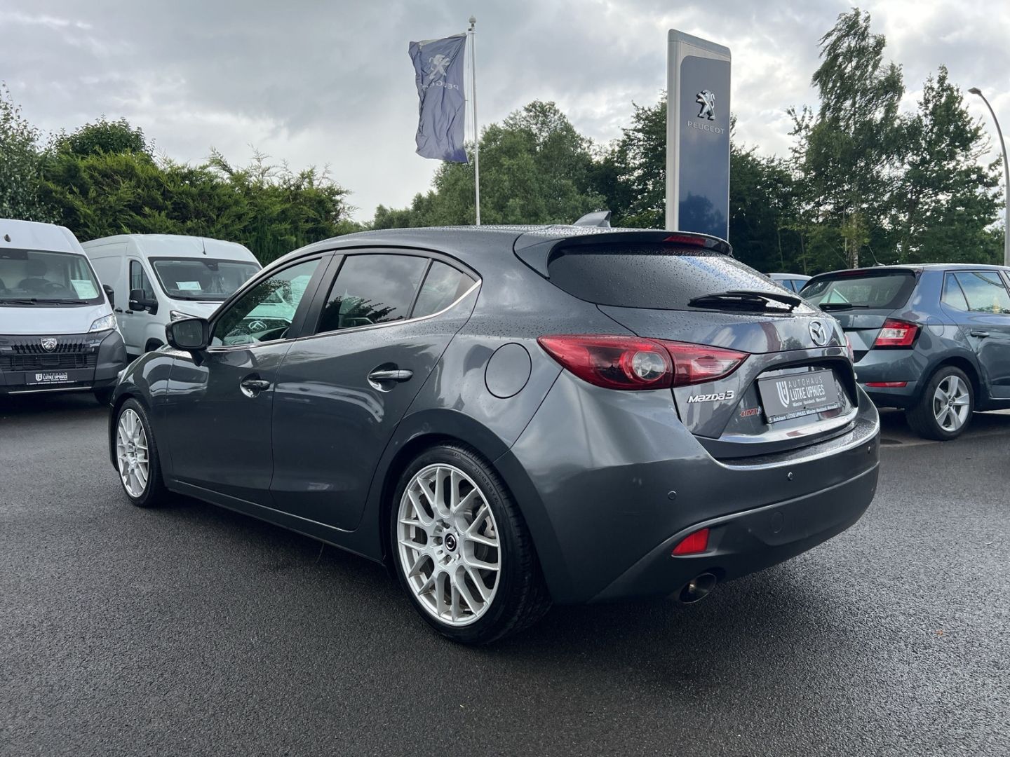 Fahrzeugabbildung Mazda 3 Sports-Line SKYACTIV-G 165 Soundsystem Bose