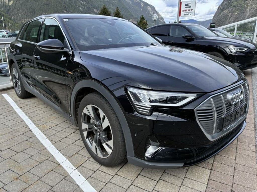 Audi e-tron 55 quattro S-Line Nur 29 TKM GARANTIE !!