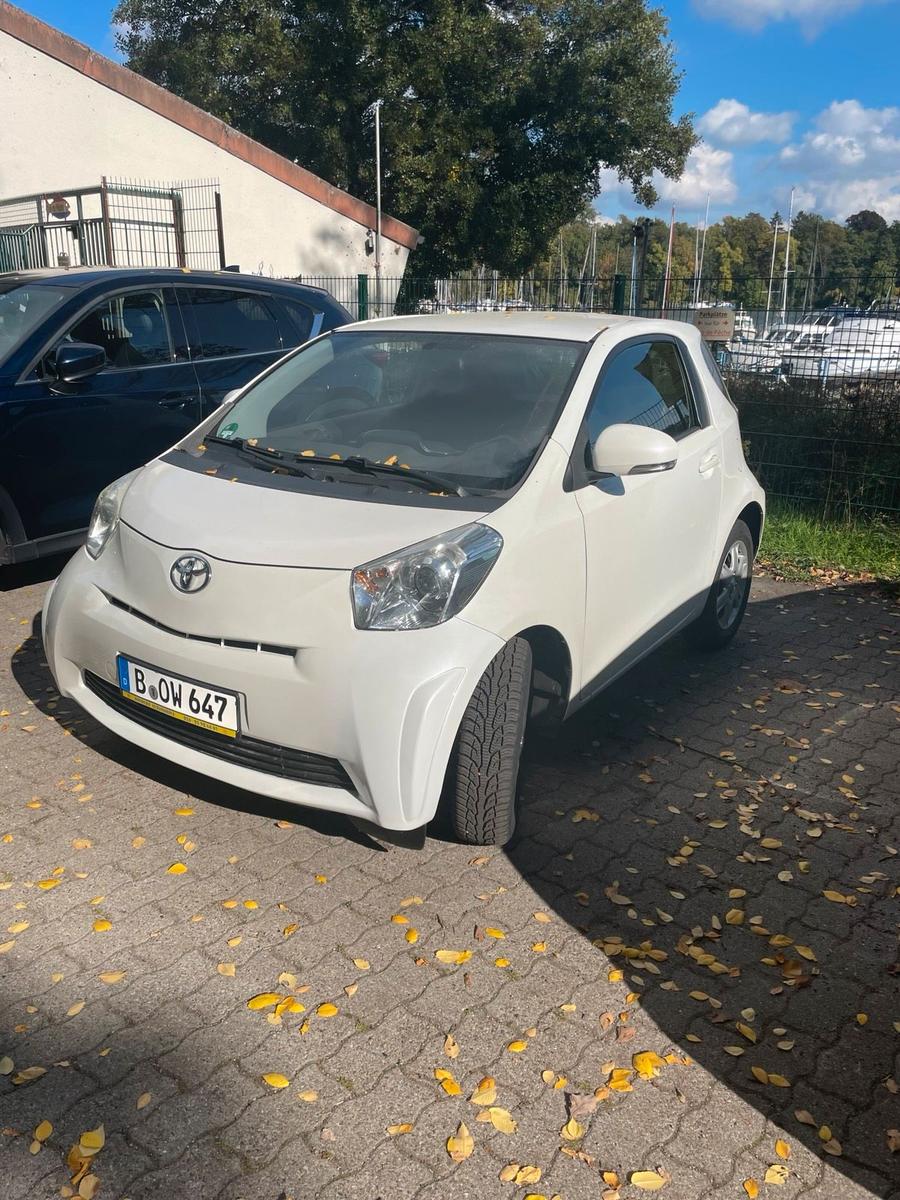 Toyota IQ