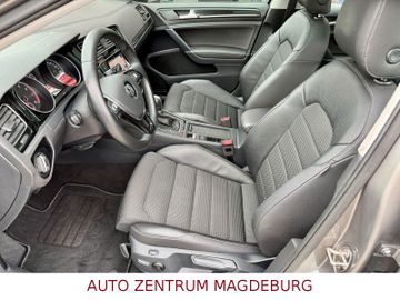 Volkswagen Golf - 10
