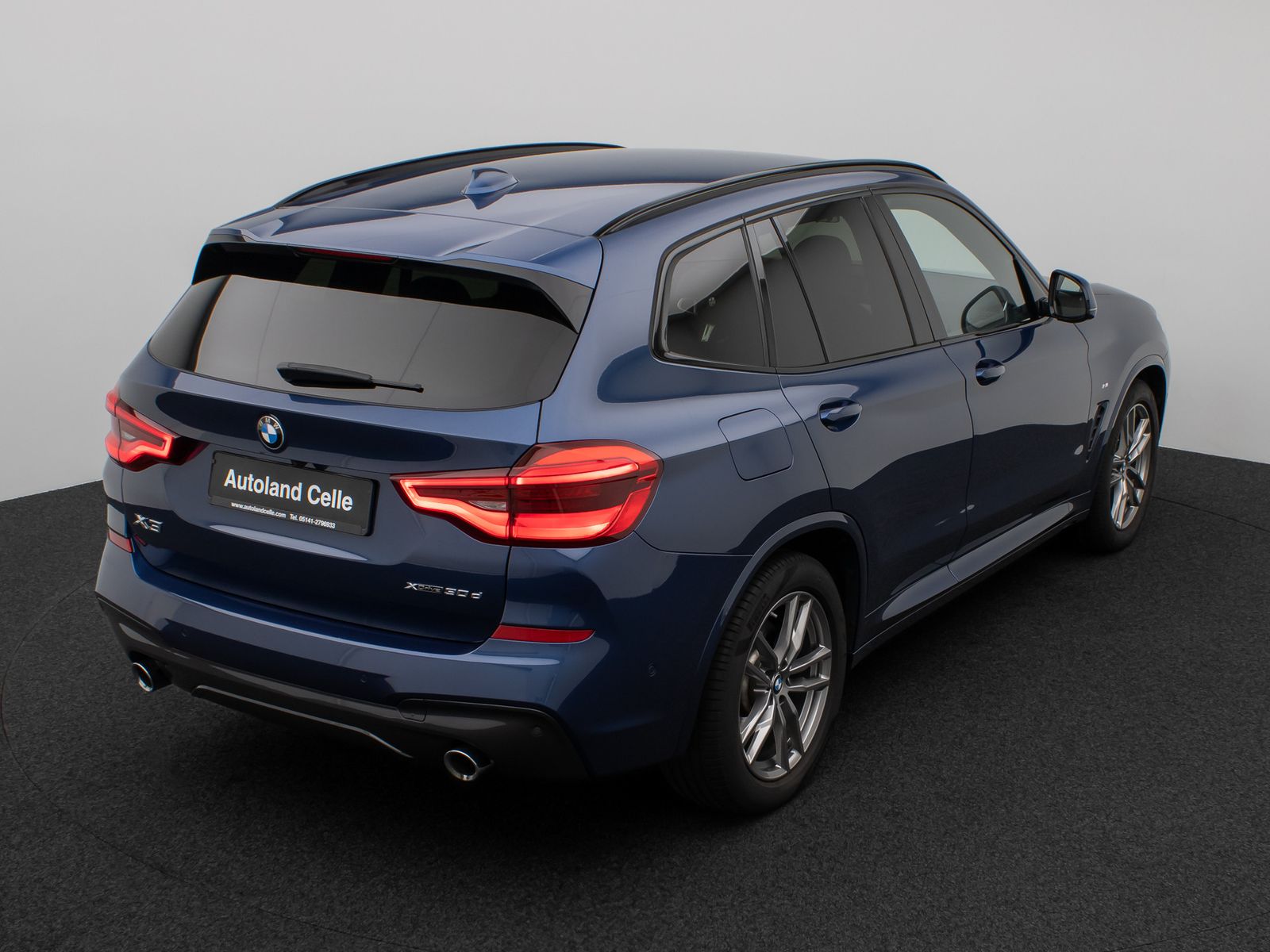 Fahrzeugabbildung BMW X3 xD30d M Sport HUD Kamera DAB Alarm AHK 19Zoll