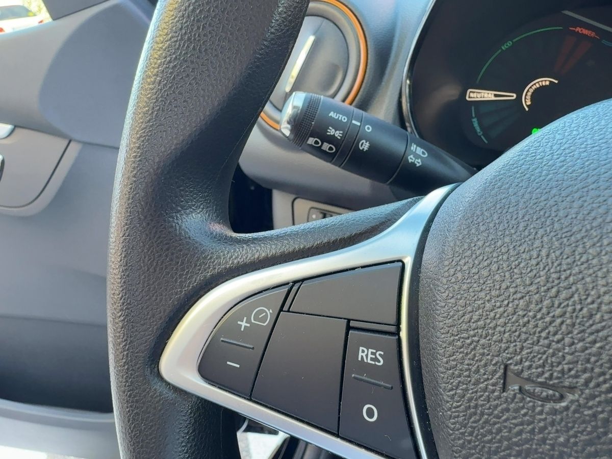 Fahrzeugabbildung Dacia Spring Comfort Plus 45 mit Look-P. Kamera Klima