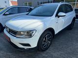 Volkswagen Tiguan 2.0TDI Join AHK/NAVI/PDC - Volkswagen Tiguan mit Diesel-Antrieb: Geländewagen, 2.0