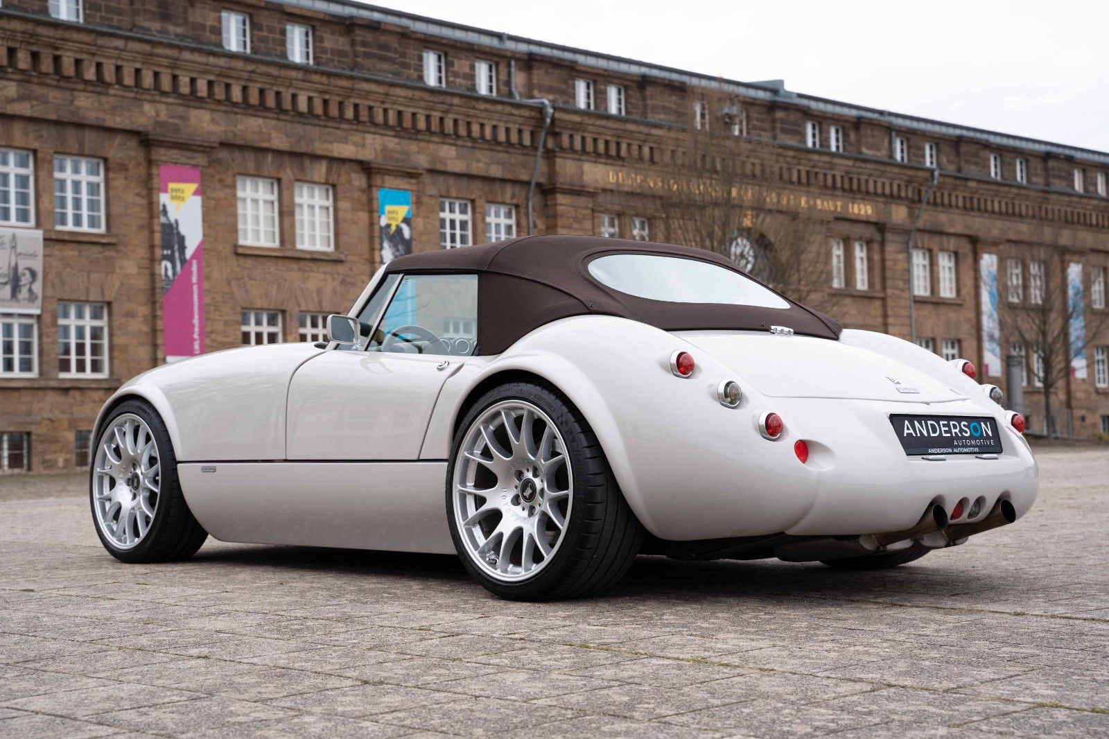 Fahrzeugabbildung Wiesmann MF 3 ROADSTER SMG II BBS 19" LEDER BRAUN WHITE
