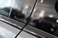 AUDI Q5 e-Hybrid quattro | Tech pro | Pano | Carbon AUDI Q5 e-Hybrid quattro | Tech pro | Pano | Carbon