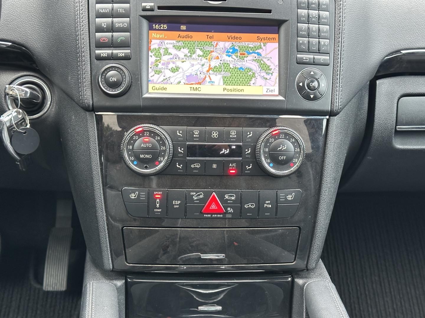 Mercedes-Benz ML 300 CDI BlueEfficiency 4Matic TÜV NEU 2.HAND