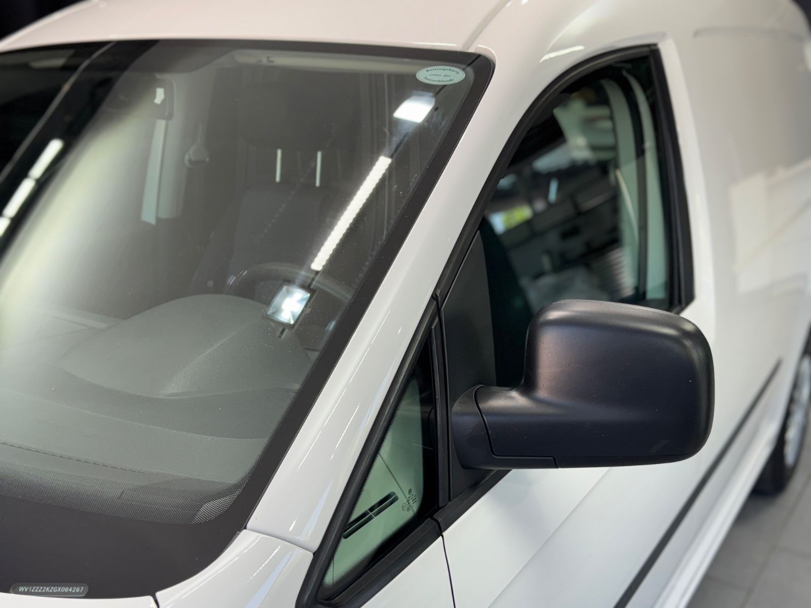Fahrzeugabbildung Volkswagen Caddy Maxi Kasten 2.0TDI BMT|NAVI|TÜV 06/2026
