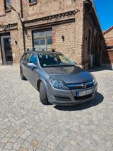 Opel Astra Caravan 1.6 Twinport - Rentnerfahrzeug - Opel: Kombi, Rent