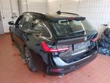 BMW 320d Sport Driving Prof Laser HUD Live HiFi CAM - BMW 320 Gebrauchtwagen in Wiesbaden