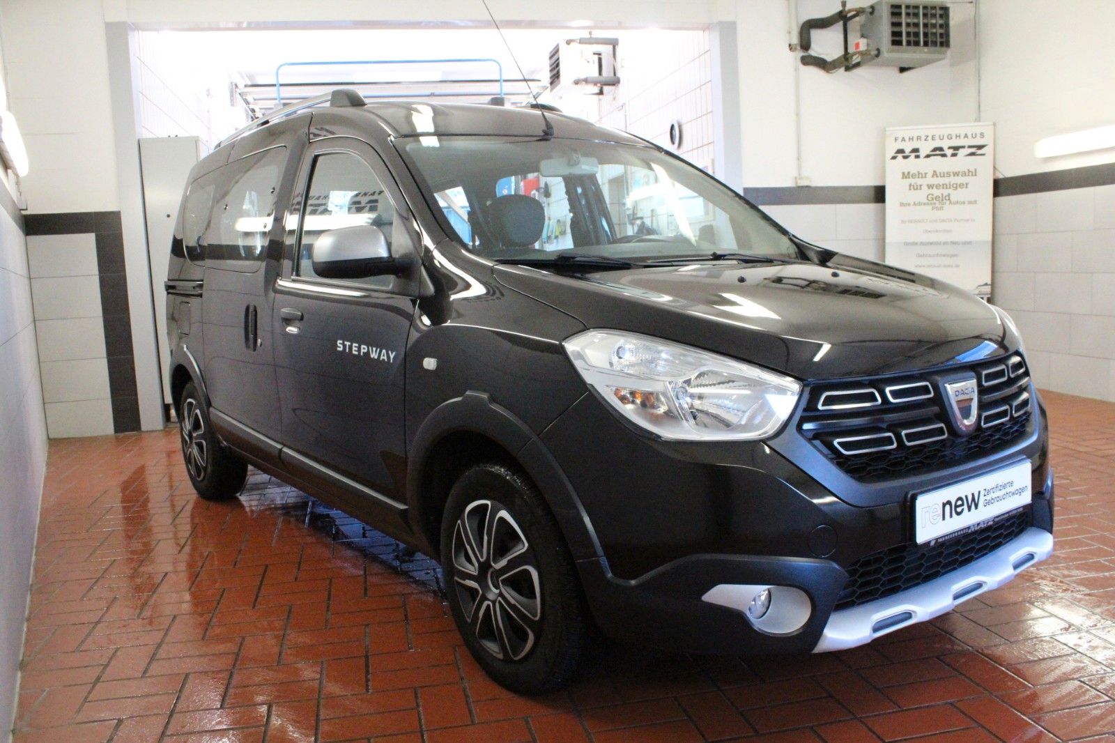 Fahrzeugabbildung Dacia Dokker TCe 115 Stepway *Navi*Klima*AHK