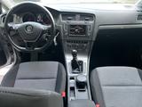 Volkswagen Golf 1.6 TDI BlueMotion Variant mit AHK - : V mit