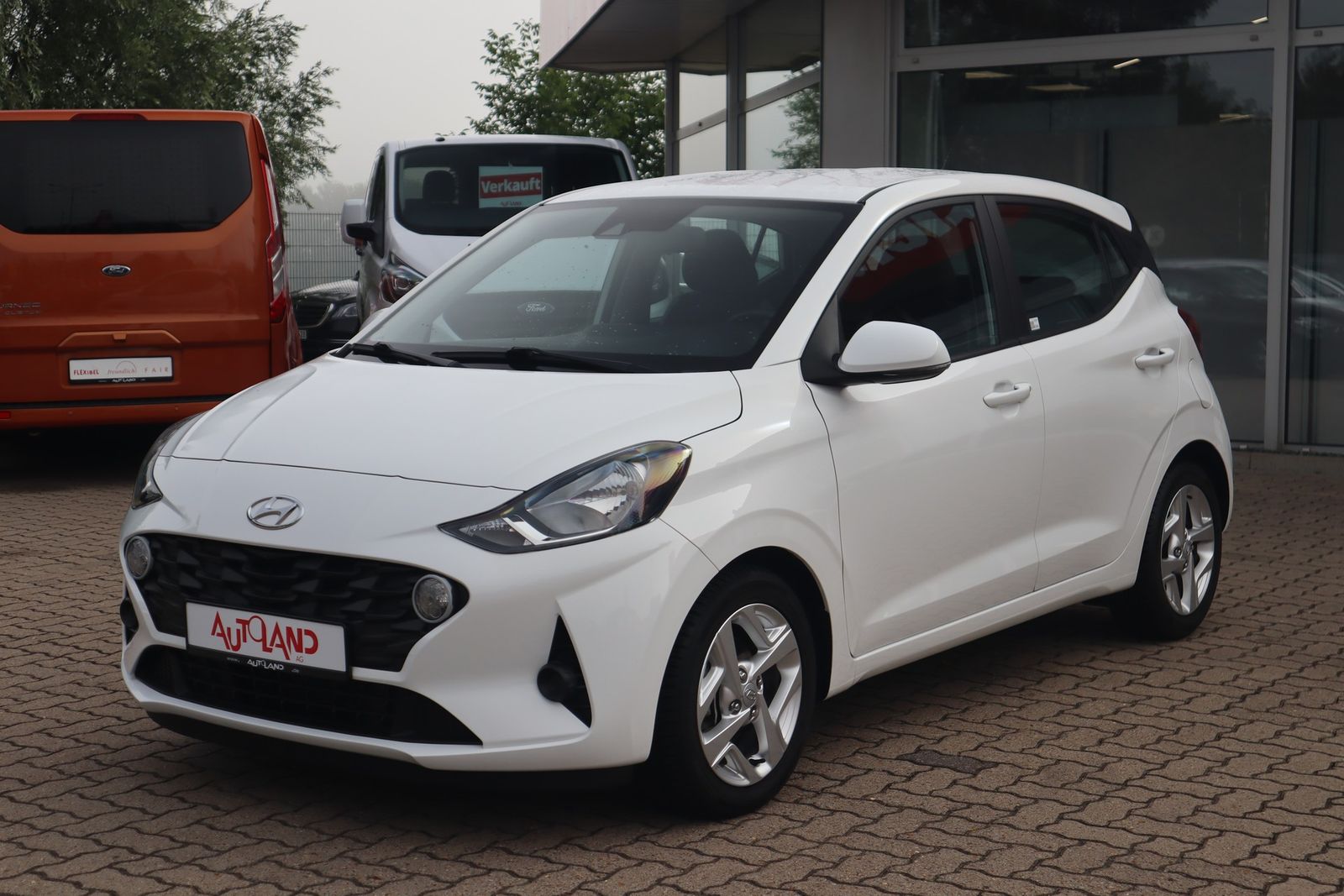 Hyundai i10 1.0 Trend Tempomat Sitzheizung DAB Klimaaut. imagem 2