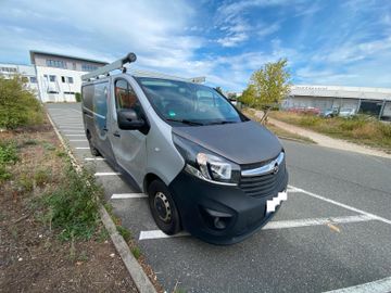 Opel Vivaro - 8