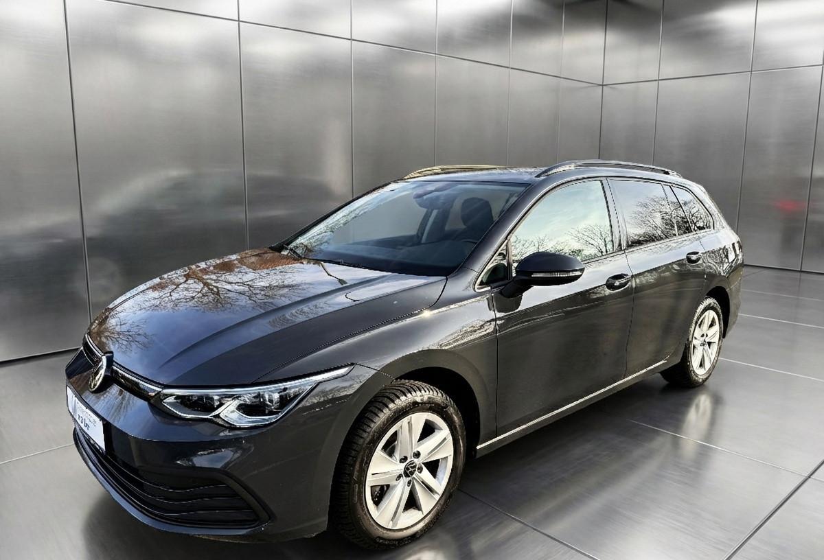 Volkswagen Golf VIII Variant Life AHK Kamera Navi App Matri