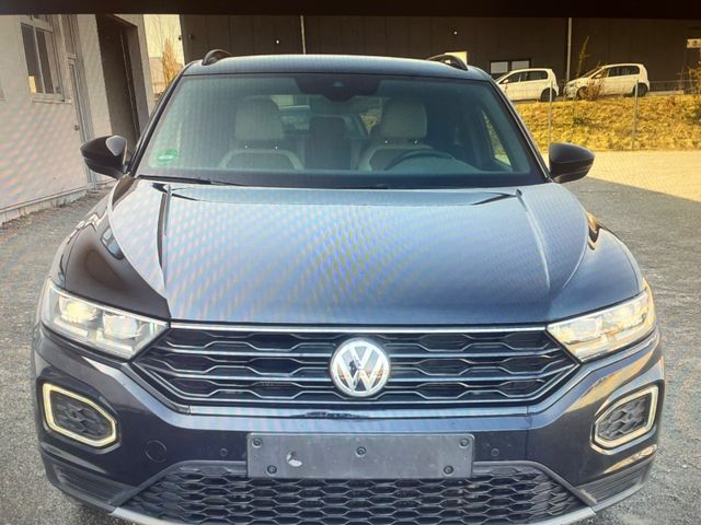 Volkswagen T-Roc 4Motion  2.0Tdi DSG AHK LED Kam ACC StHz