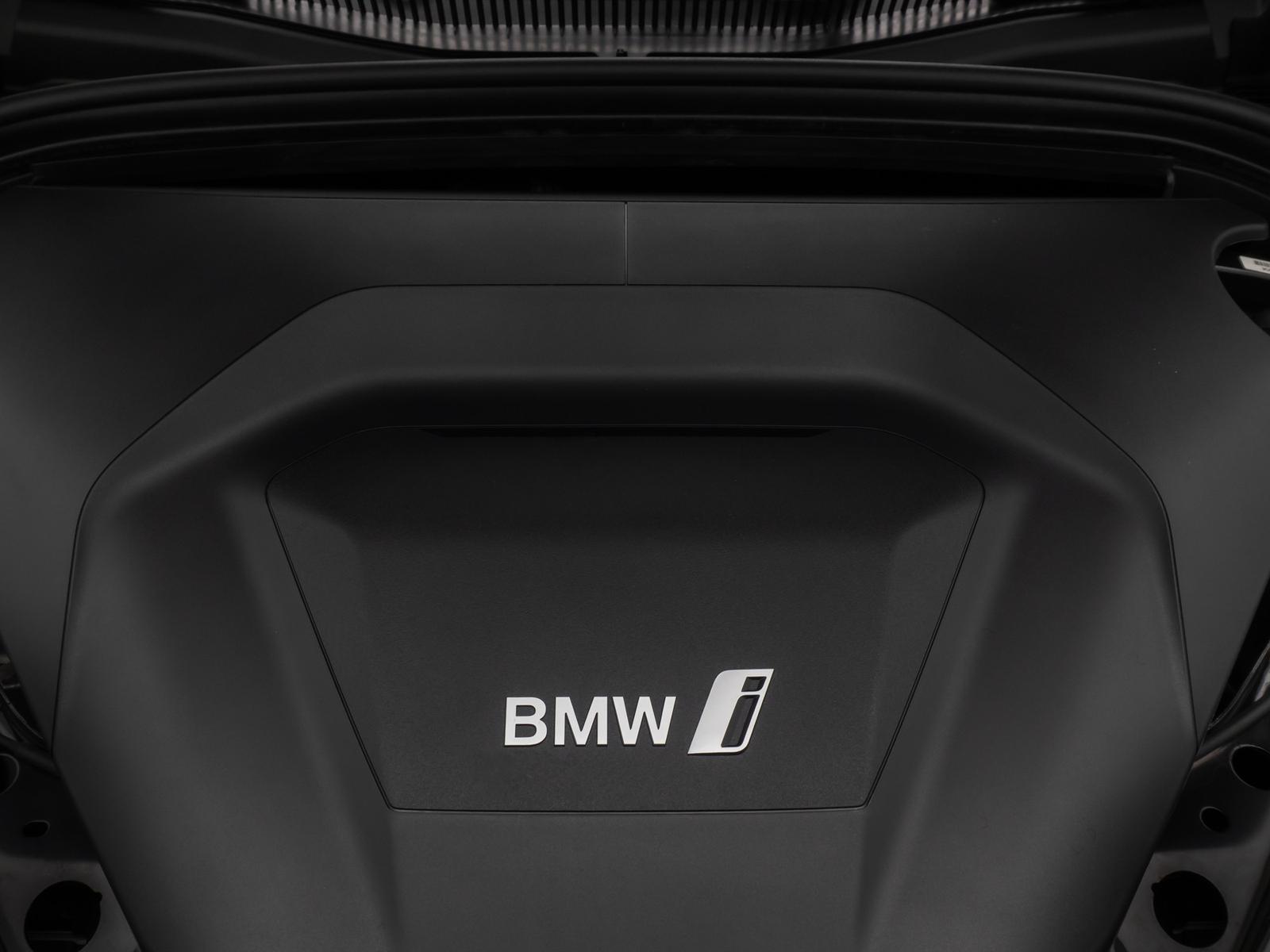 BMW iX1 xD30 MSport Panorama 360°HUD DAB Komfort 19", миниатюра 13