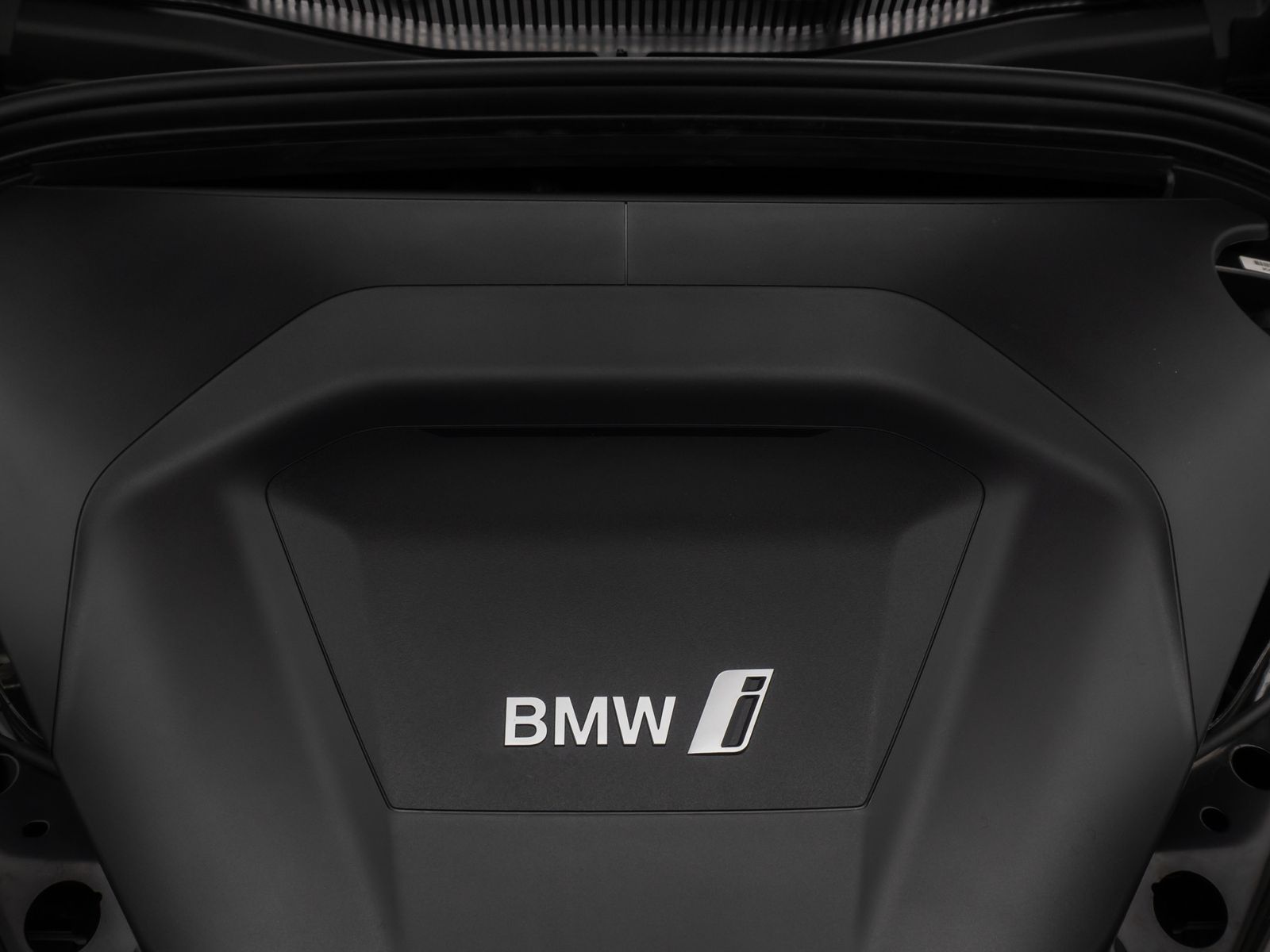 Fahrzeugabbildung BMW iX1 xD30 MSport Panorama 360&deg;HUD DAB Komfort 19"