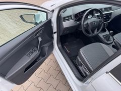 Fahrzeugabbildung Seat Ibiza Style Navi Sitzh. Tempom. Klima. Einparkhi