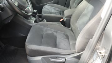 Volkswagen Tiguan - 10