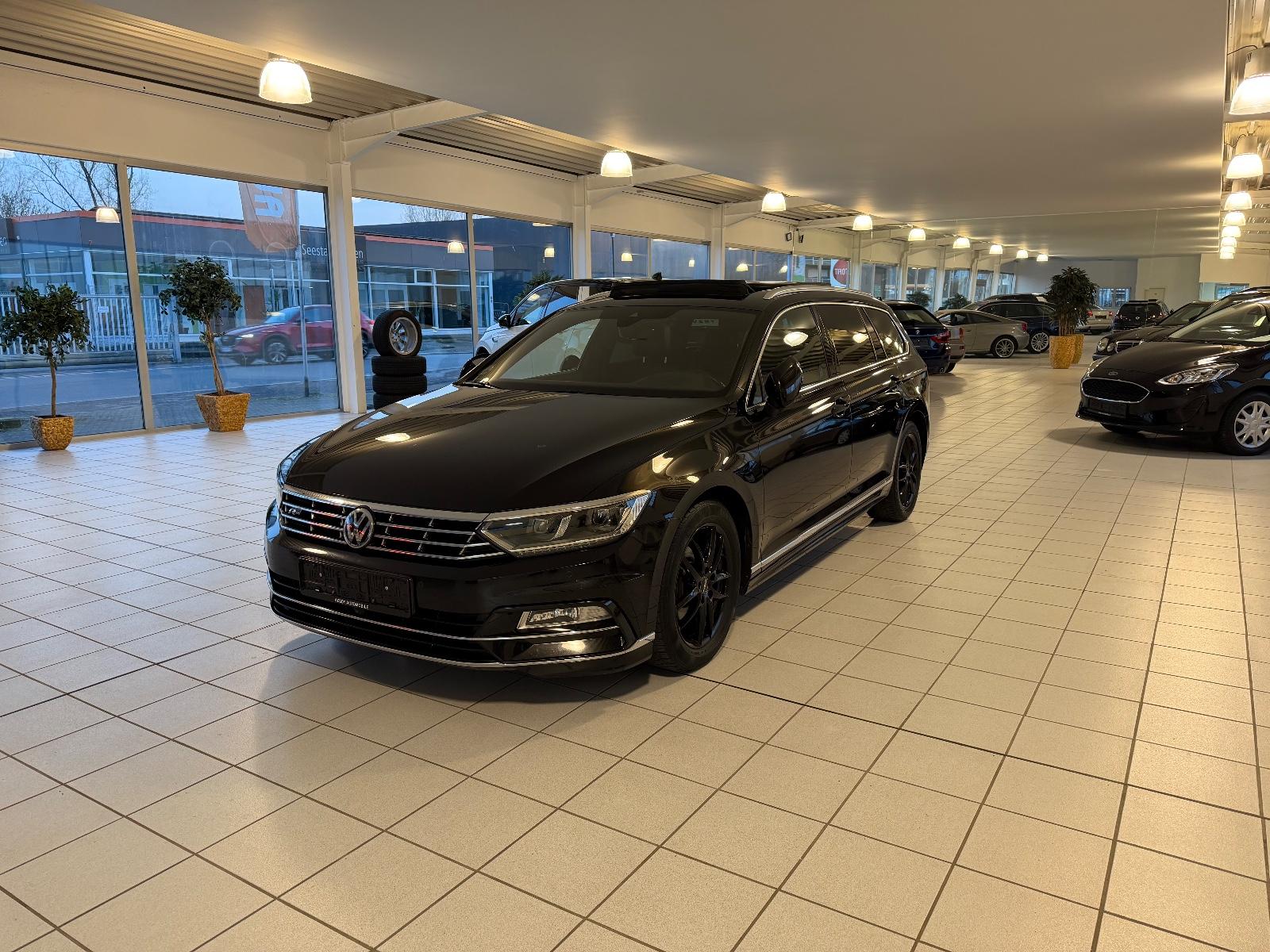 Volkswagen Passat Variant Highline*R-Line*1.Hand*Pano*AHK*