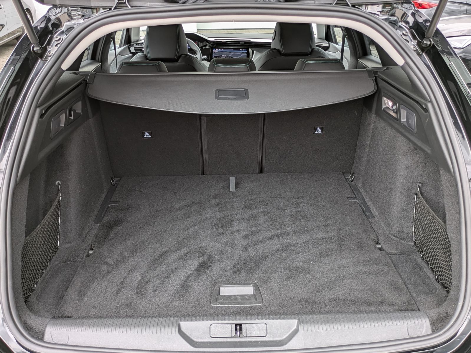 Fahrzeugabbildung Peugeot 308 Allure 1.2 AHK*360°KAMERA*ACC*LED*GARANTIE