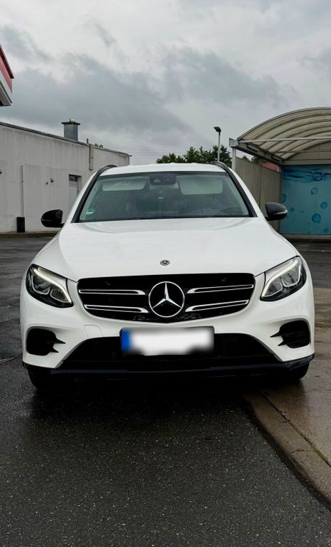 Image of Mercedes-Benz GLC 250