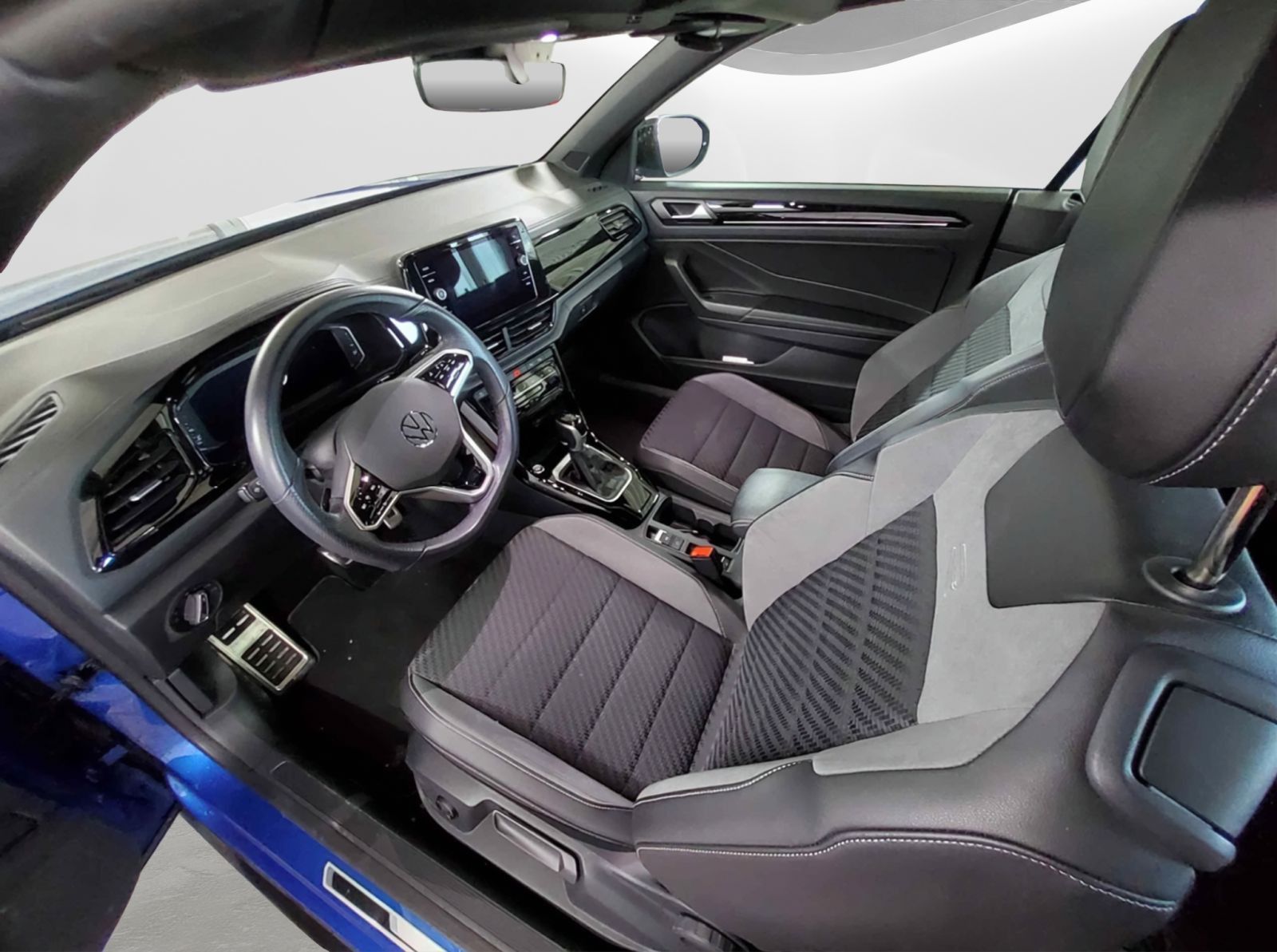 Volkswagen T-Roc Cabriolet 1.5 TSI DSG R-Line Matrix-LED A foto 4