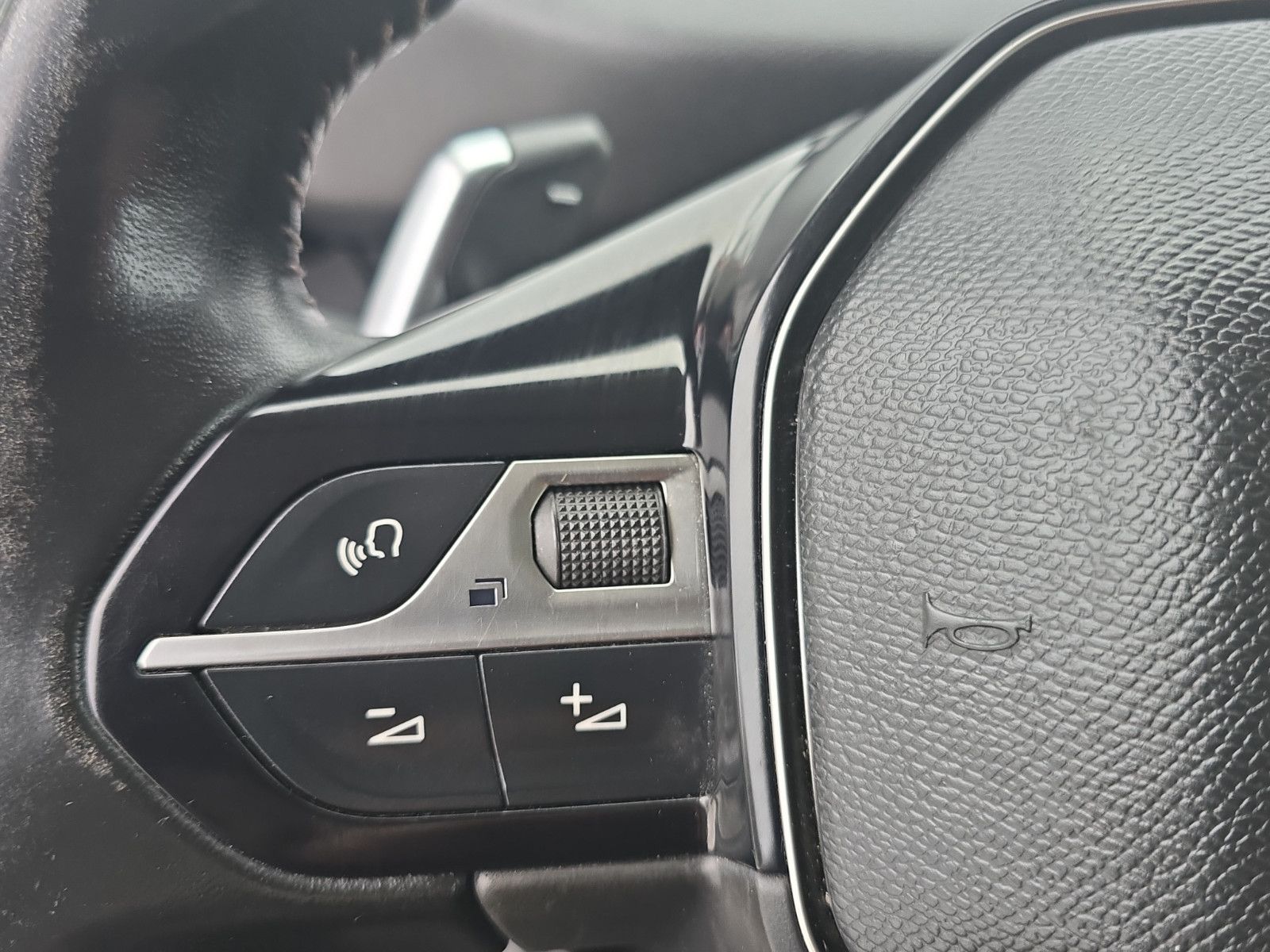 Fahrzeugabbildung Peugeot Partner Asphalt L2 AHK AUTOMATIK TEMPOMAT KAMERA