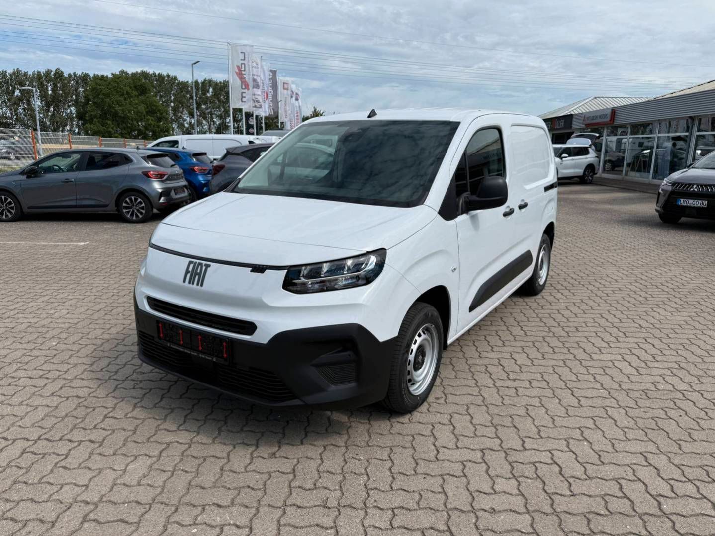 Fahrzeugabbildung Fiat Doblo M LIGHT KAWA