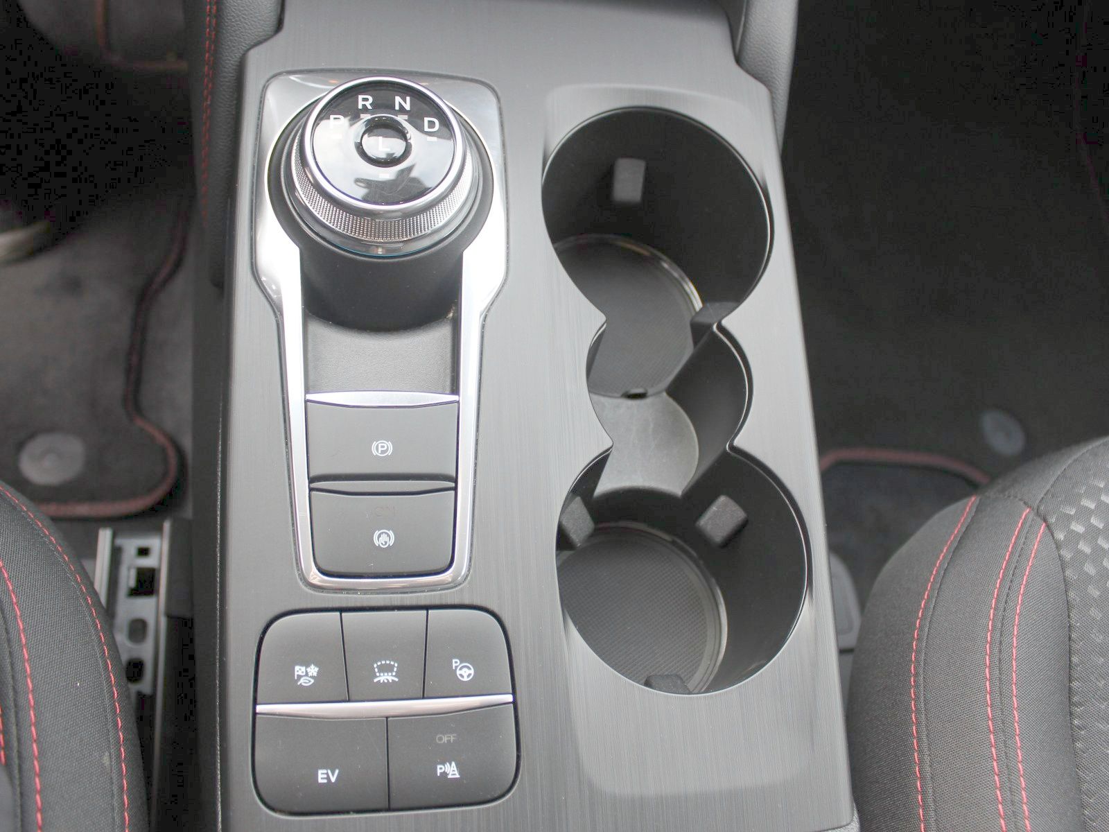 Fahrzeugabbildung Ford Kuga Plug-In Hybrid ST-Line