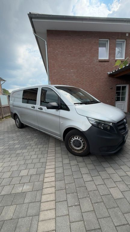 Image of Mercedes-Benz Vito